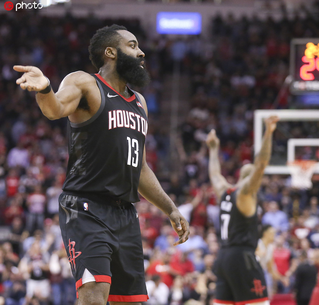 左场区接杀近身球挡回直线网前球 左场区接杀近身球挡回直线网前球