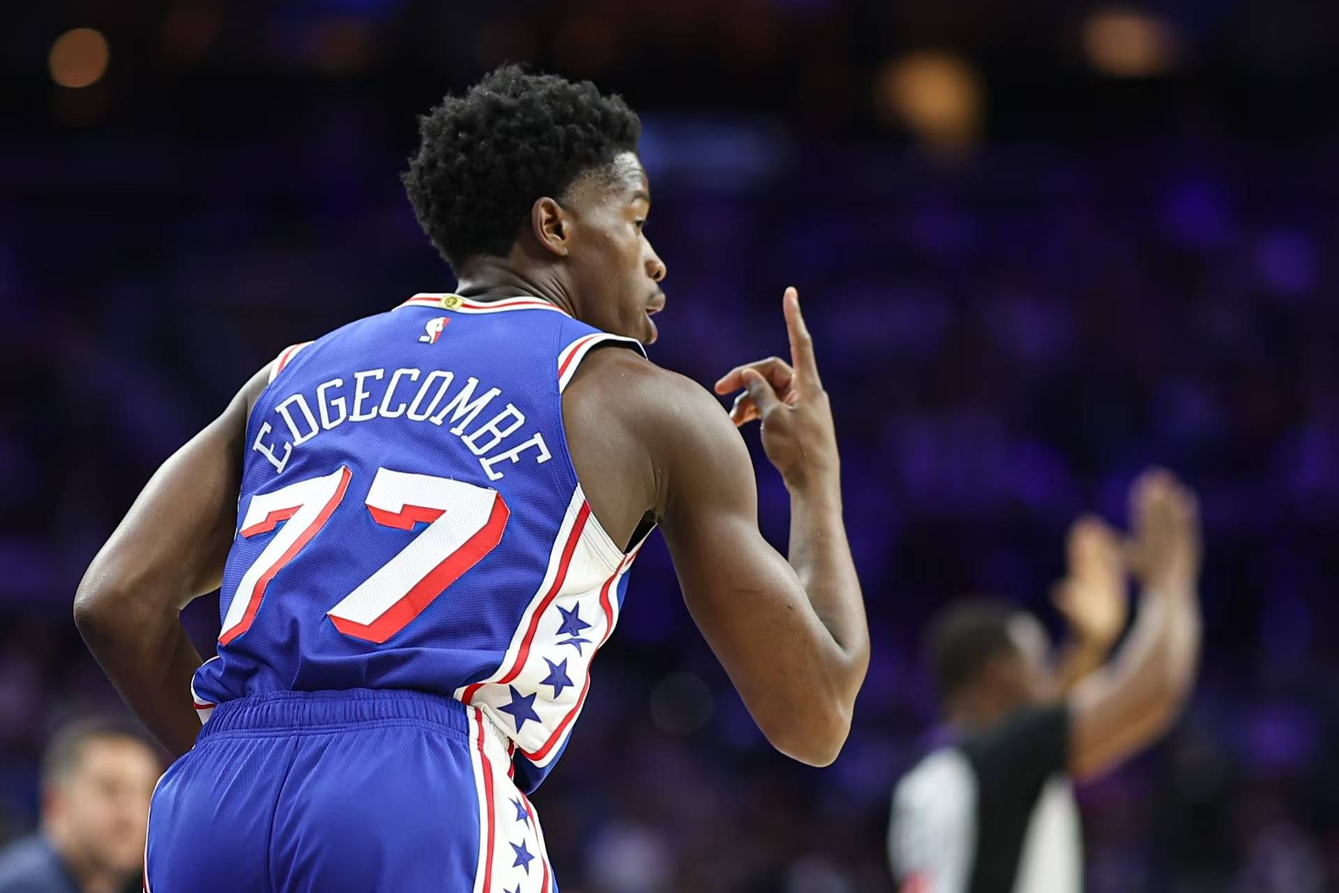 包含集结日欧联传出新动向,迈阿密热火豪取连胜,管理层表态:震撼外界,年轻球员得到机会的词条 包含集结日欧联传出新动向,迈阿密热火豪取连胜,管理层表态:震撼外界,年轻球员得到机会的词条