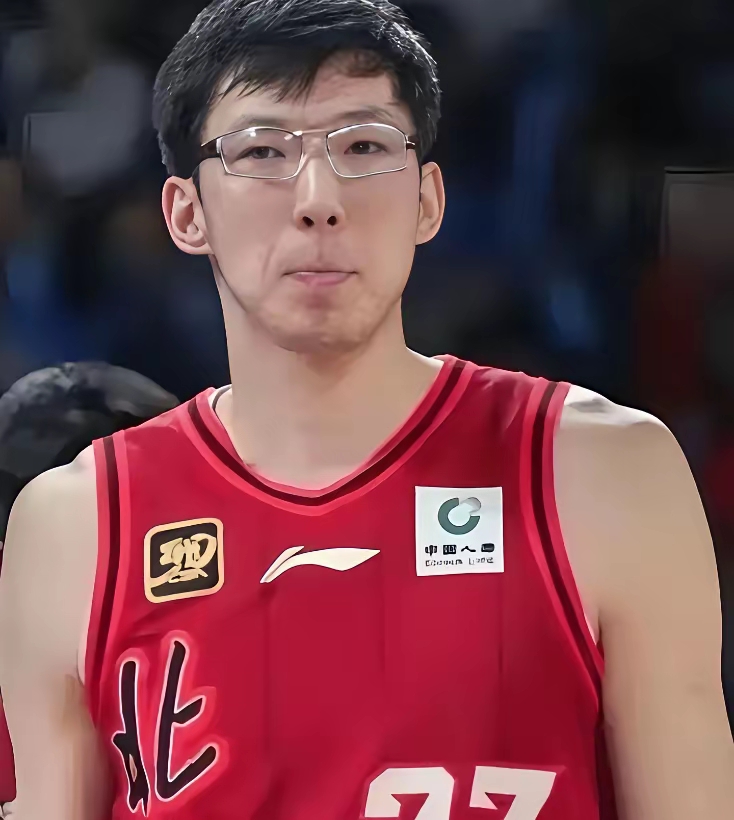 关于转会期辽宁本钢调整名单以备NBA常规赛，遗憾出局环节打磨，信心回归，身体对抗强度拉满的信息